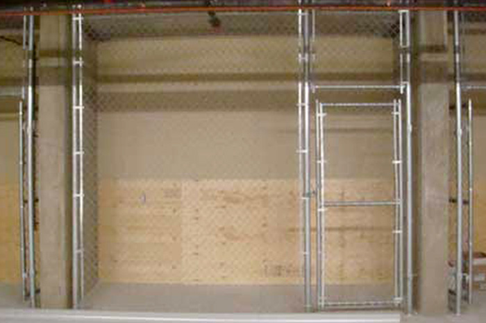 commercial-storage-locker.jpg (80 KB)